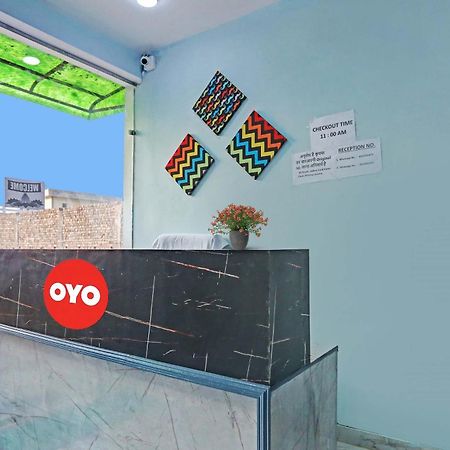 Hotel O Surya Gold Guest House Najafgarh Екстериор снимка